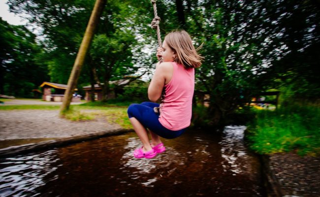 CLARA LARA SMALL ROPE SWING 3