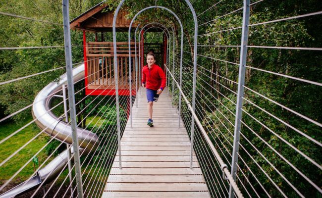 CLARA LARA TREEHOUSE BRIDGE 2