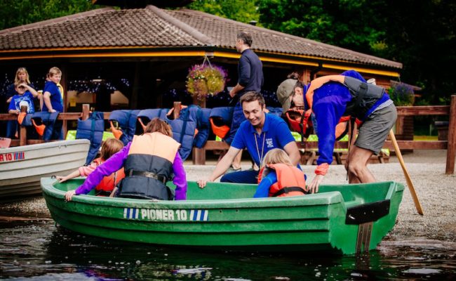 Clara Lara Fun Park Rowing Boats Staff