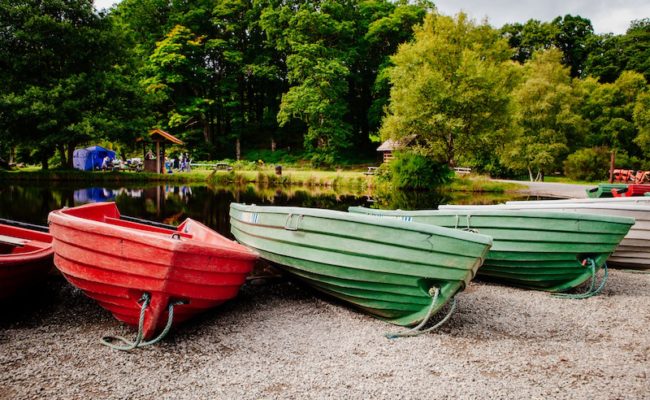 Clara Lara Fun Park boats